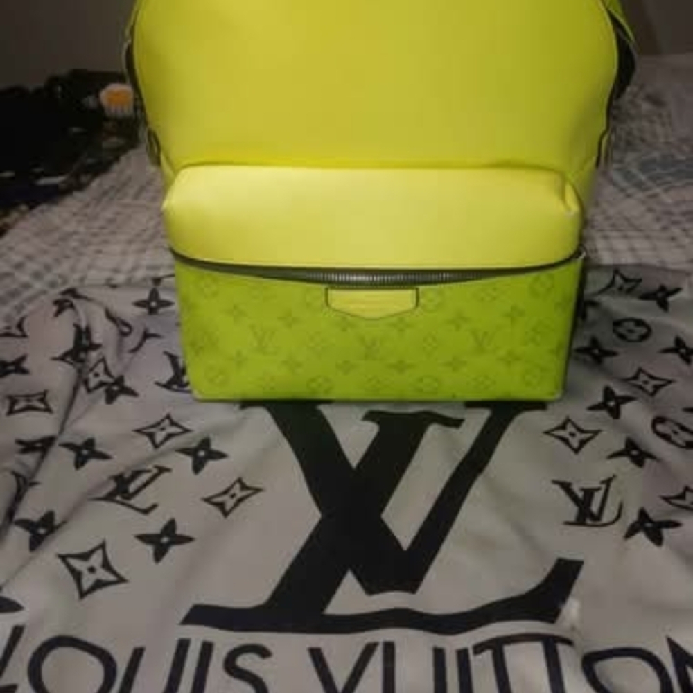 Louis Vuitton Neon Yellow Women's Bag